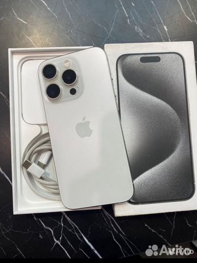 iPhone 15 Pro, 256 ГБ