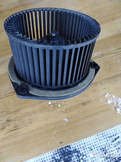 Вентилятор отопителя 24в