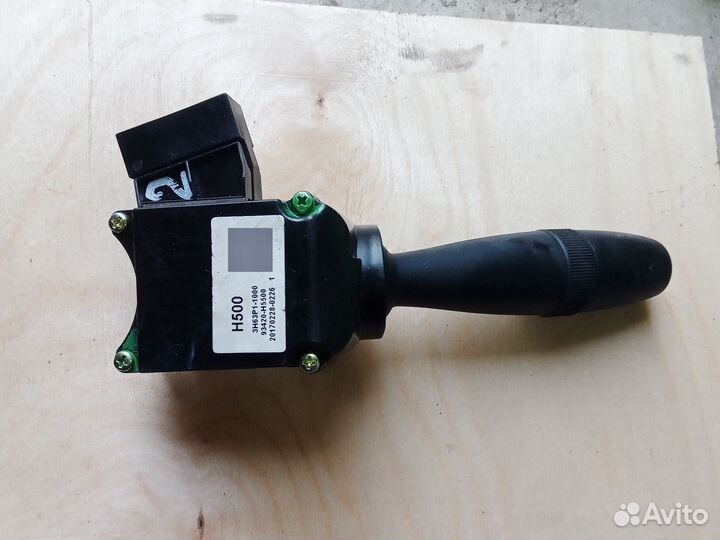 Solaris 2 18г, Под Рулевой переключатель дворников