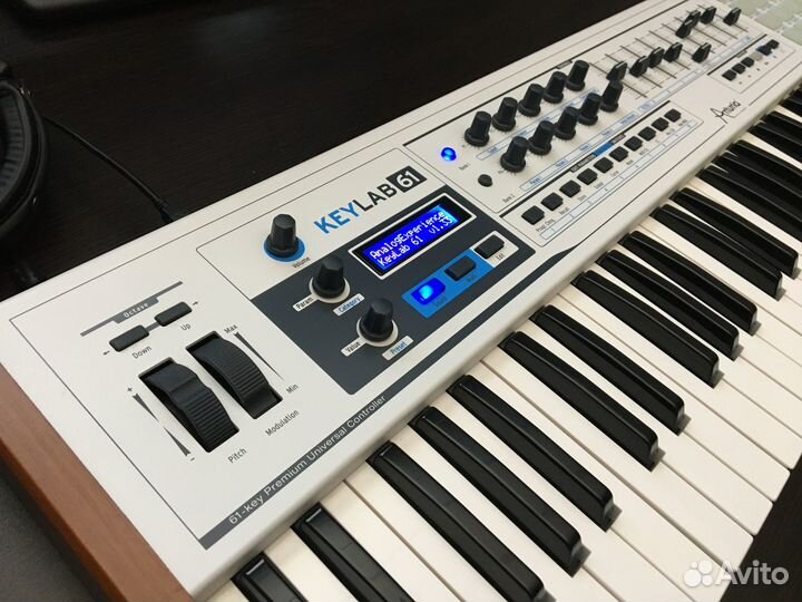 Midi клавиатура Arturia Keylab 61