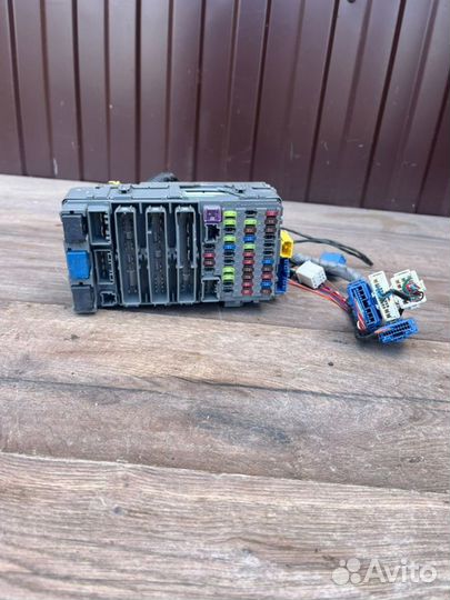 Блок предохранителей Honda Civic 4D 1.8 2006