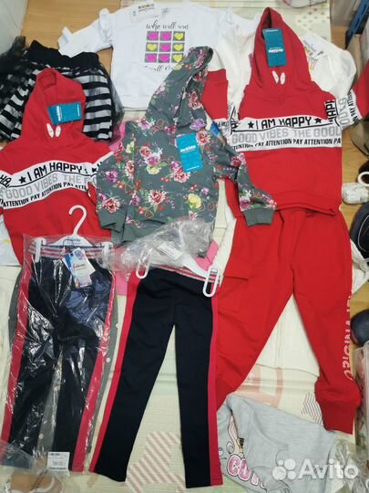 Новая одежда р. 104 для девочки, двойни близнецов
