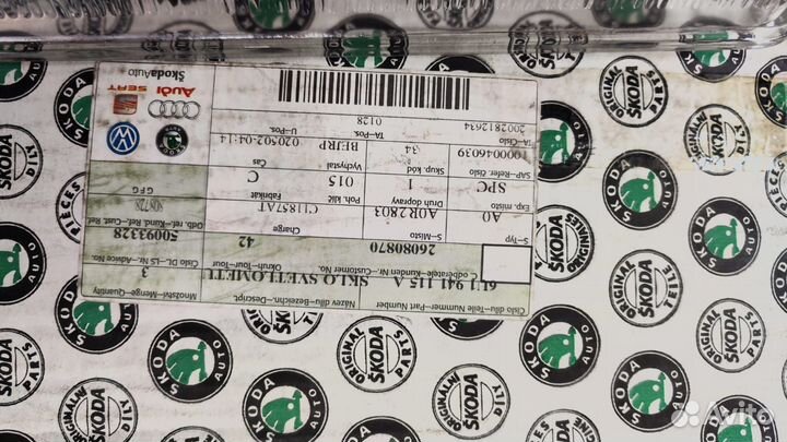 Стекла фар Шкода Фелиция 1098-2001