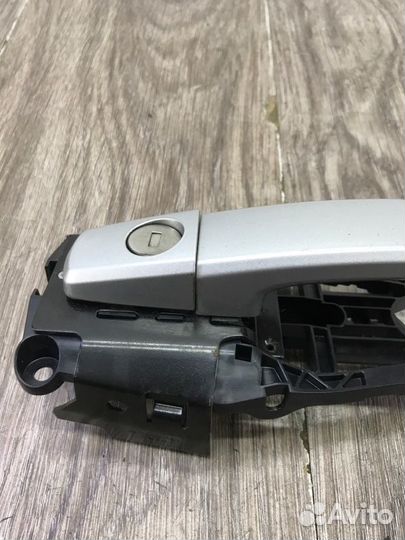 Ручка двери внешняя передняя правая Opel Astra J