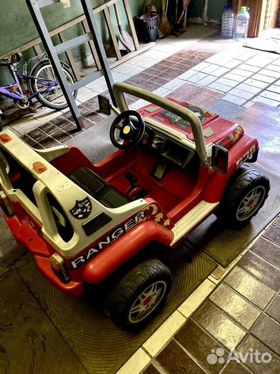 Детская машина Peg-Perego Jeep Ranger