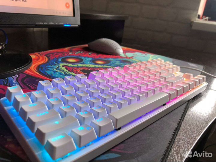 Игровая механическая клавиатура Blazing Pro RGB