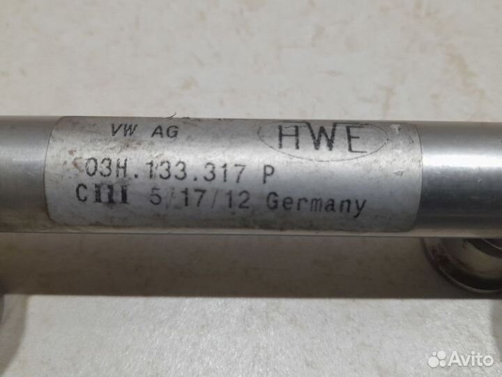 Топливная рампа VAG 3.6л левая