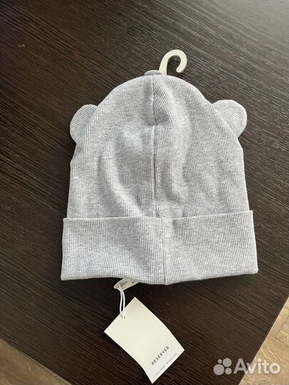 Шапка новая reserved