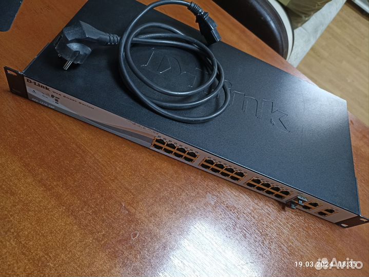 Коммутатор D-Link DES-1210-28P