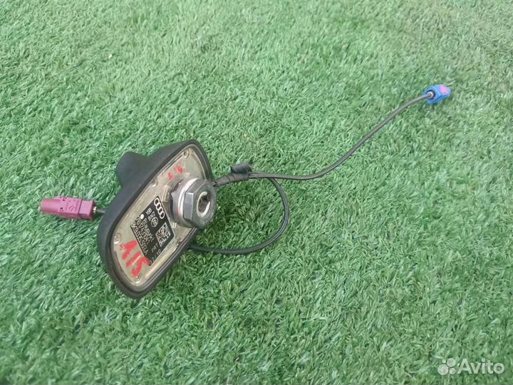 Антенна Audi A4 (8K B8) 2008-2015