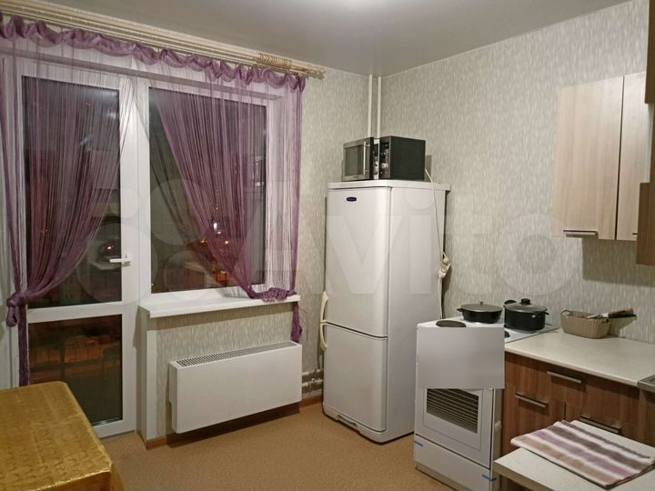 2-к. квартира, 55 м², 8/17 эт.