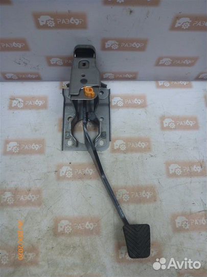 Педаль тормоза Mitsubishi Asx GA1W 4A92 2013