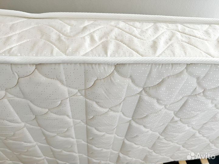 Кровать с матрасом детская