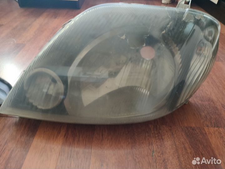 Фары toyota corolla fielder