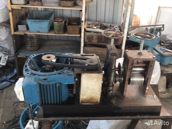 Устройство для разделки кабеля