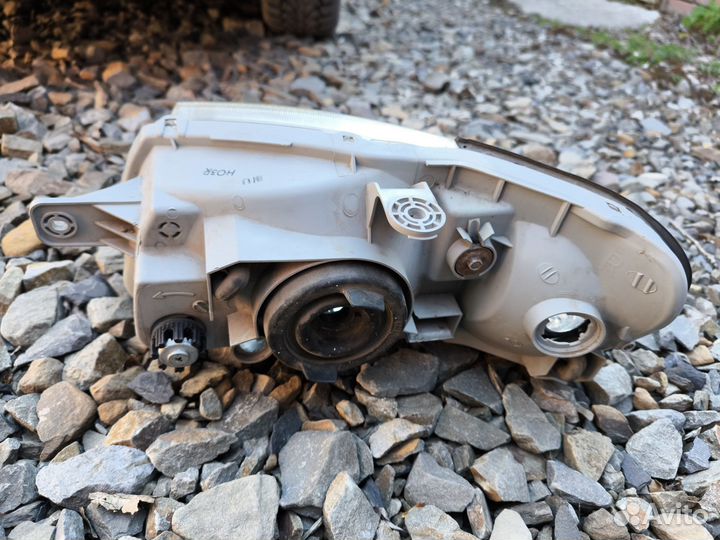 Фара Hyundai accent