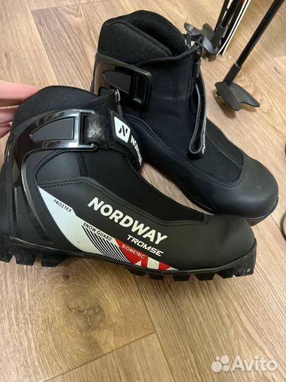 Лыжные ботинки