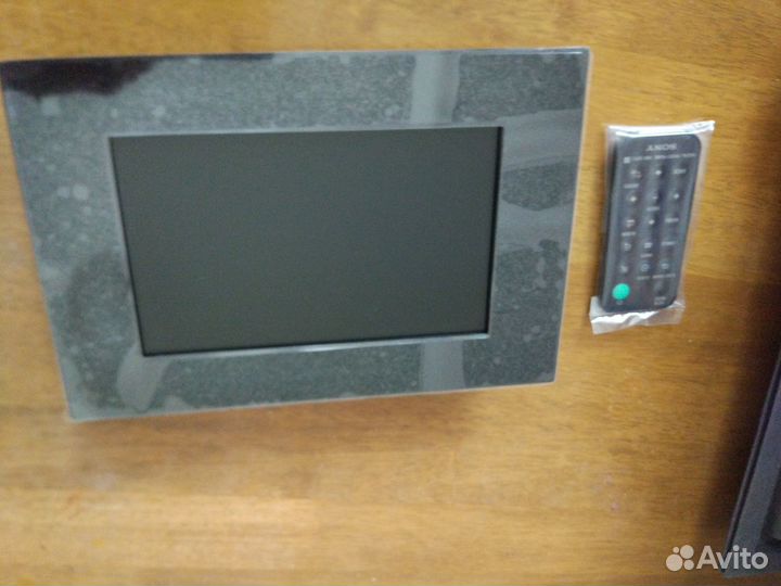 Цифровая фоторамка Sony DPF-E72