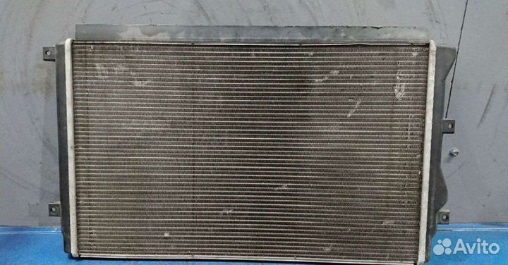 Радиатор охлаждения Audi A3 8P