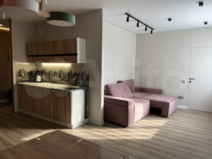 3-к. квартира, 65 м², 3/21 эт.