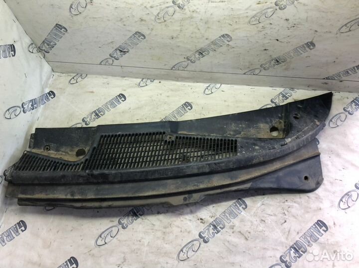 Жабо ford mondeo 1 правая часть