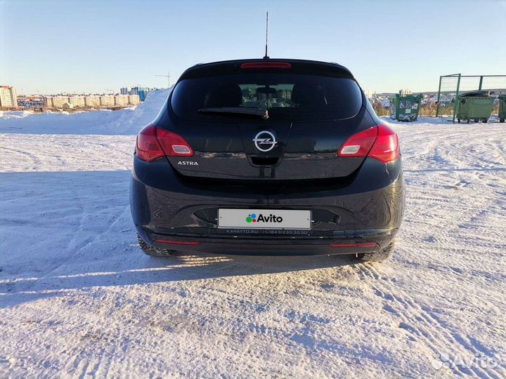 Opel Astra 1.6 AT, 2013, 196 250 км