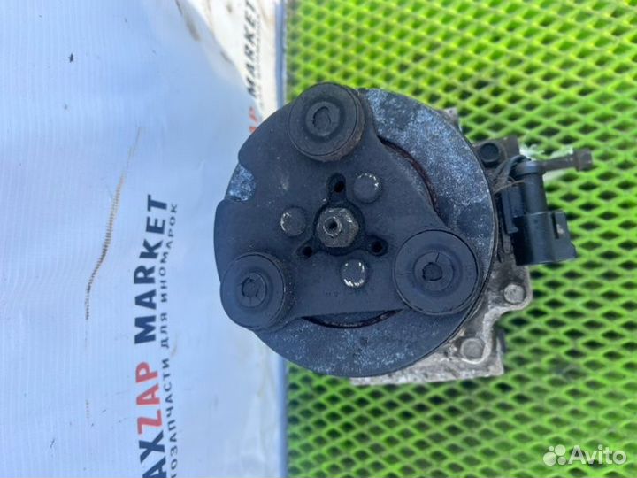 Компрессор кондиционера Ford Fusion 1.6 2007