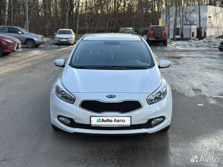 Kia Ceed 1.6 AT, 2014, 99 918 км