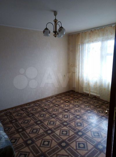 2-к. квартира, 52 м², 8/10 эт.