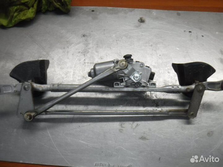 Трапеция стеклоочистителей Mitsubishi Outlander 3