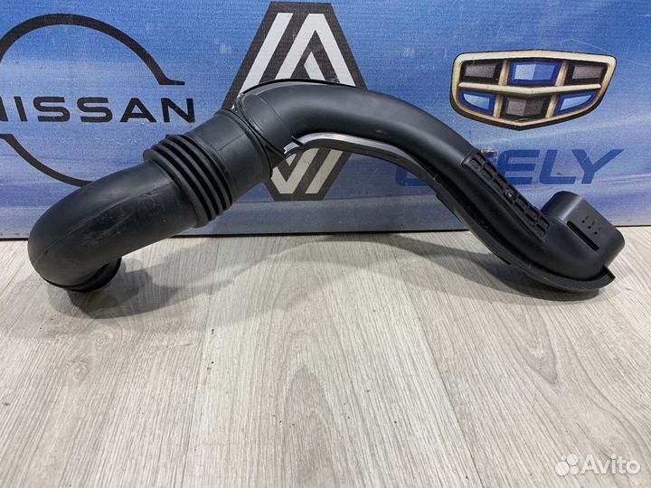 Патрубок воздушного фильтра Renault duster