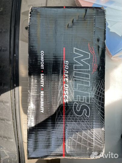 Тормозной диск задний передный 4 шт miles K010631