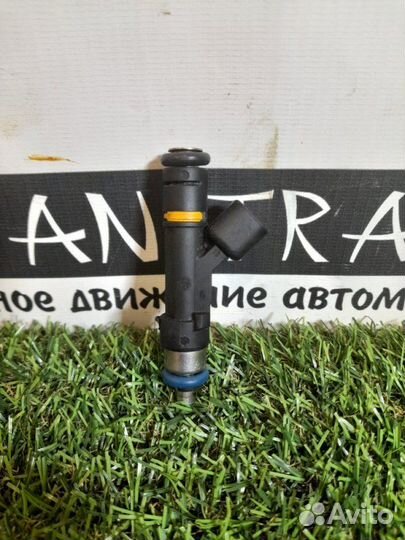 Форсунка топливная Mazda L3VE