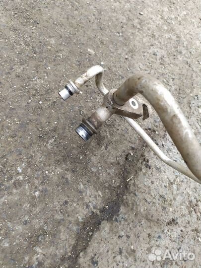 Трубки и шланги кондиционера Ниссан Примера P12