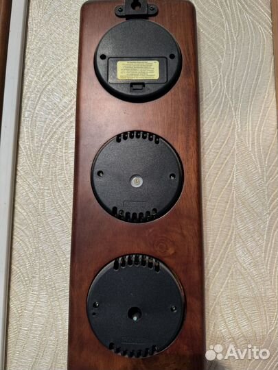 Погодник: хронометр, барометр, тепломер