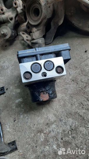 Блок abs Nissan Murano Z50 VQ35DE 2007