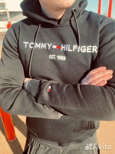 Tommy hilfiger худи