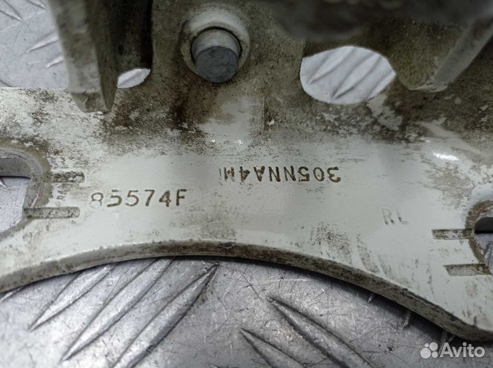 Петля двери задняя Chrysler 300C 1 85574F