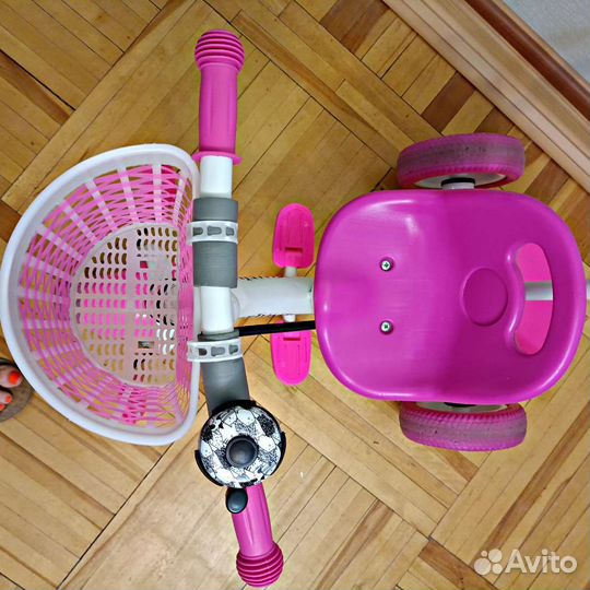 Трехколесный велосипед