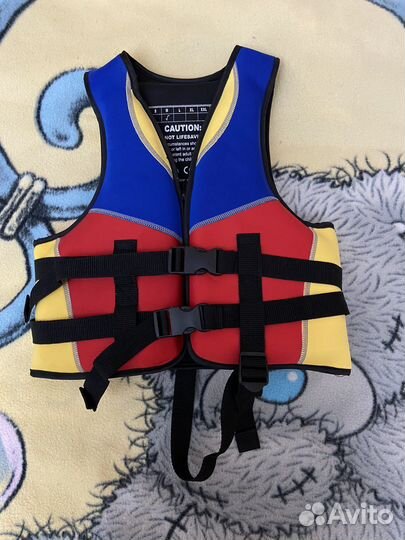 Жилет детский спасательный