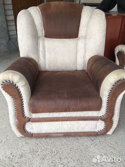 Диван и 2 кресла