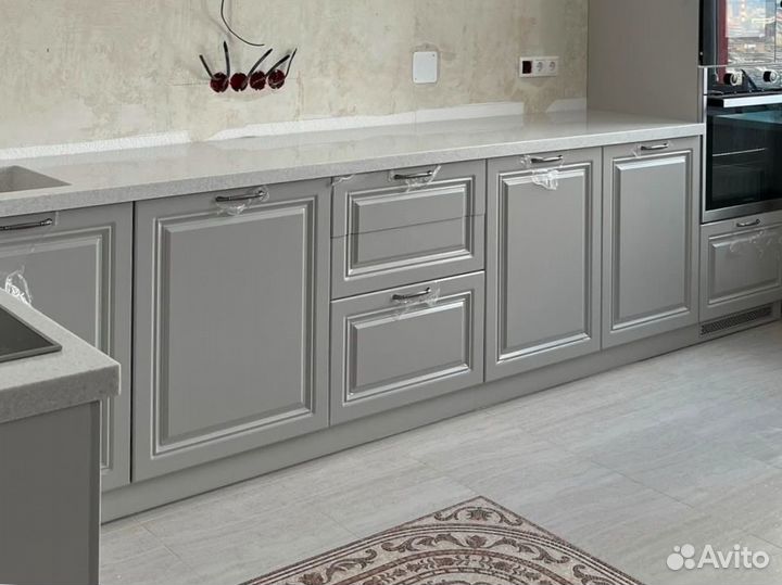 Столешница для кухни каменная Staron Tem 170х60