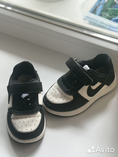 Кроссовки для мальчика 25 р