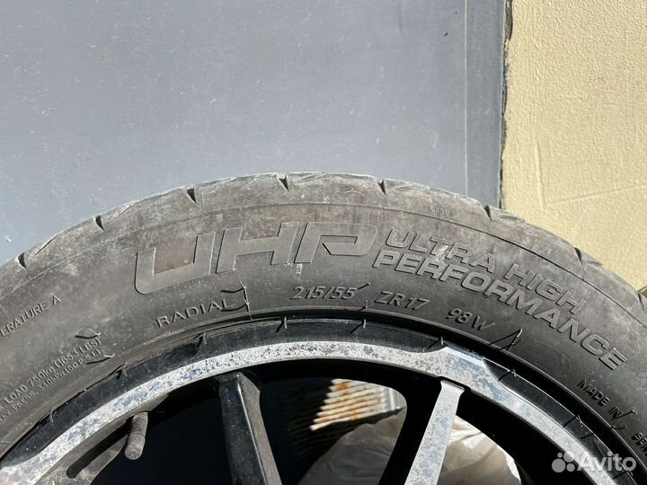 Tigar UHP Ultra High Performance 215/55 R17 98W