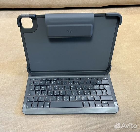 Logitech Folio Slim Pro 11