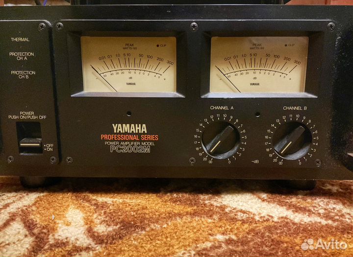 Усилитель мощности Yamaha PC 2002m