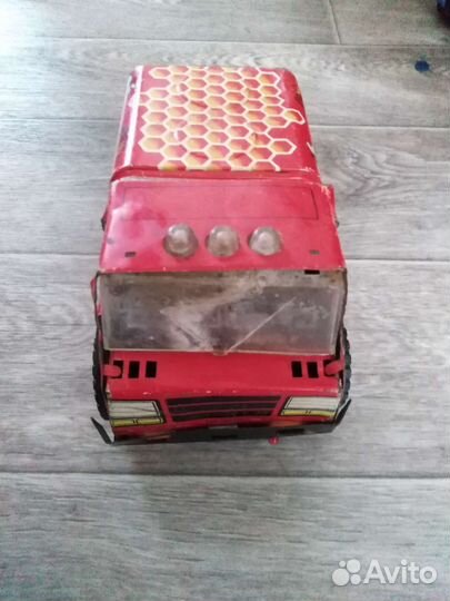 Игрушки разные СССР машинка металл