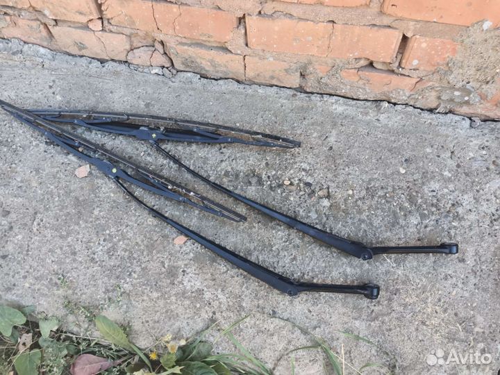 Поводок дворника Audi A6 C5