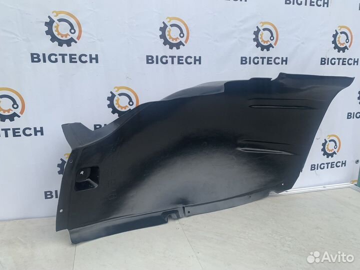 Подкрылок передний Mercedes W164 A1648800705