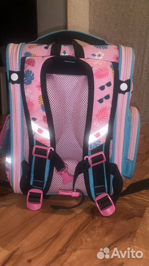 Портфель школьный для девочки